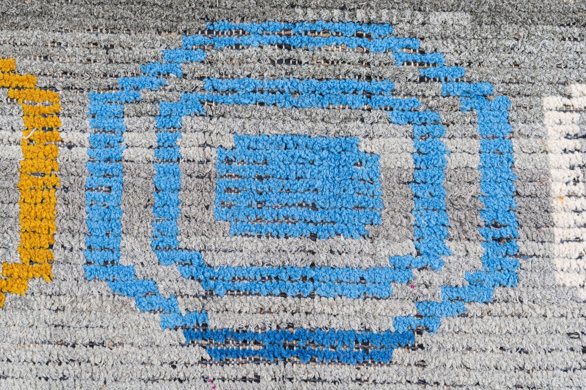 5' x 7' 8 Hand Knotted Moroccan Wool Rug