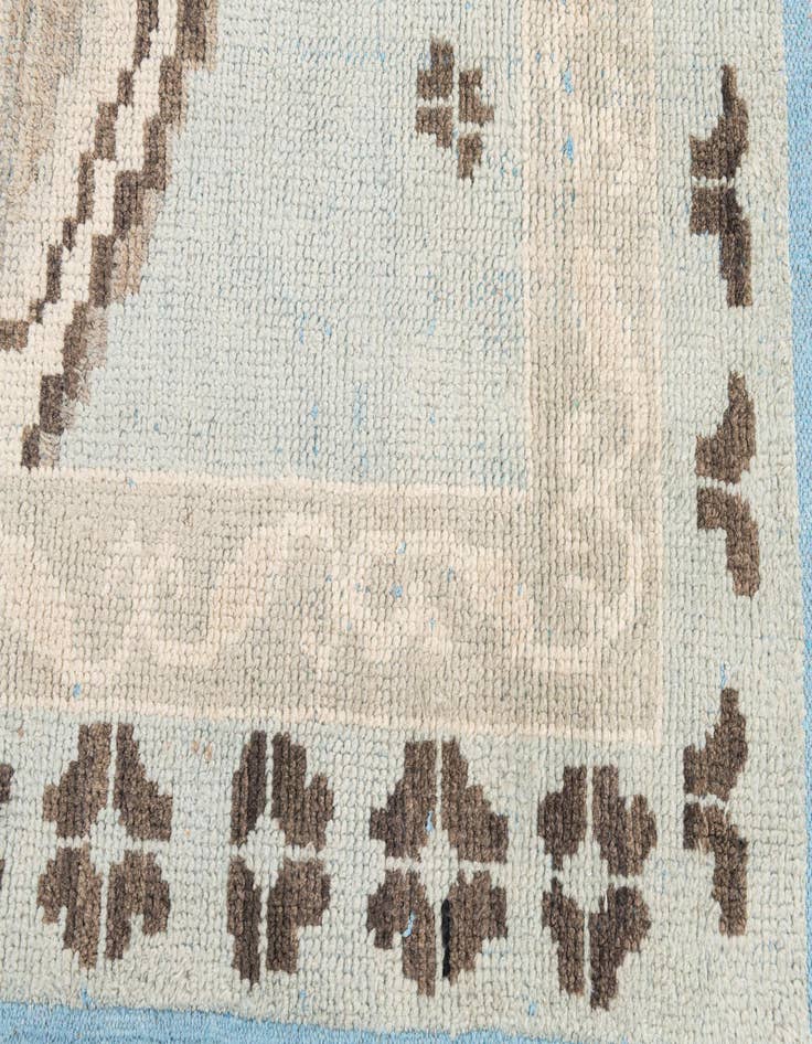 Detail image of 9' x 12' 6  Hand Knotted Moroccan Wool Rug