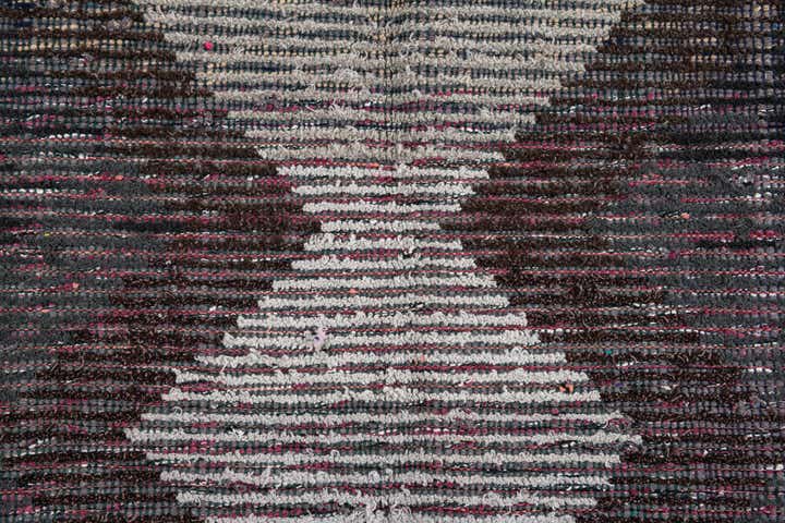 5' 5 x 8' Hand Knotted Moroccan Wool Rug