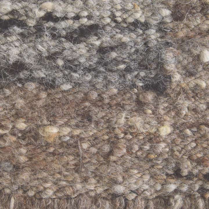 2' x 3' 1 Hand Knotted Moroccan Wool Rug