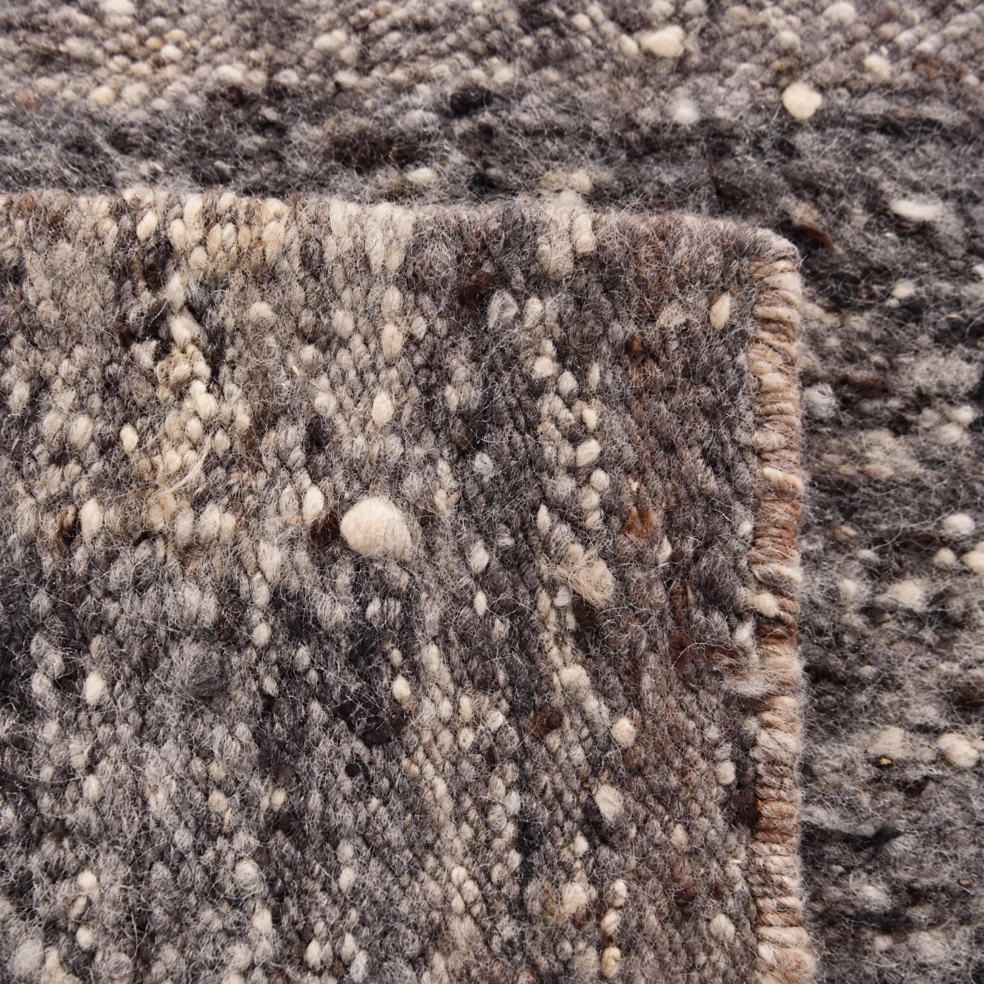Detail image 12 of 12: 2' x 3' Hand Knotted Moroccan Wool Rug