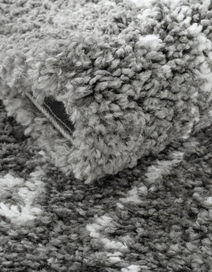 Detail image of 9' x 12' 2 Moroccan Shag Rug