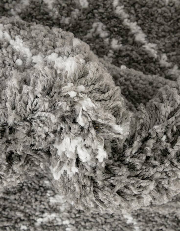 Detail image of 7' 10 x 10' Moroccan Shag Rug
