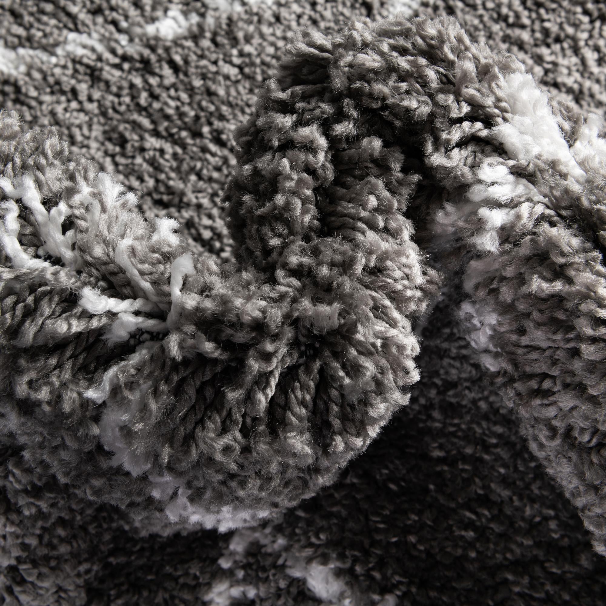 8' x 10' Moroccan Shag Rug