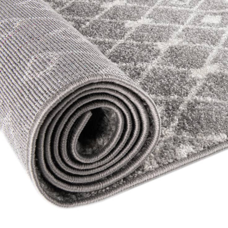 Detail image of 6' x 9' Moroccan Trellis Rug