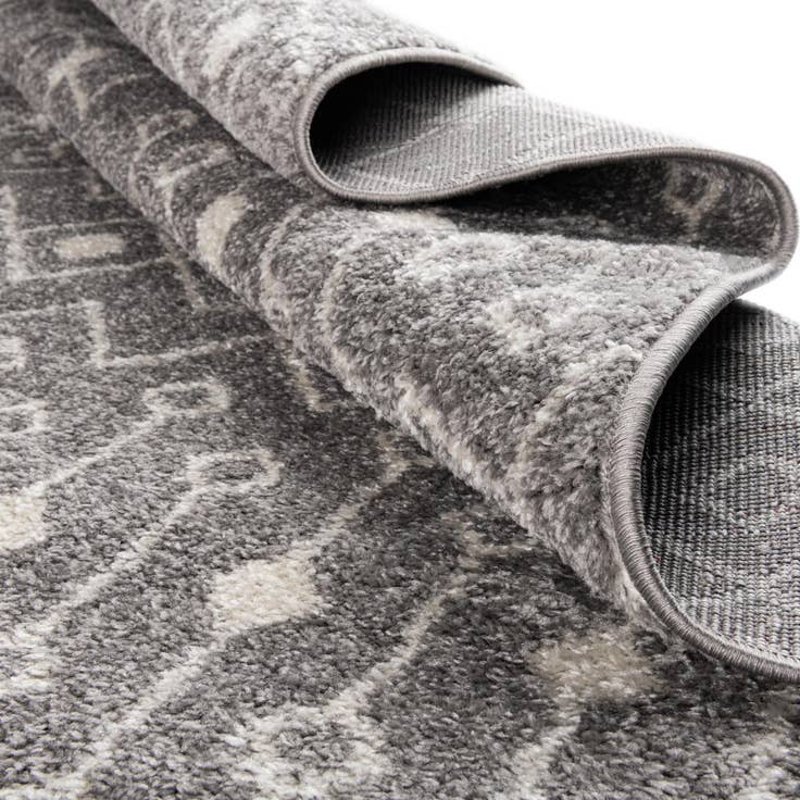 Detail image of 5' 3 x 8' Moroccan Trellis Rug