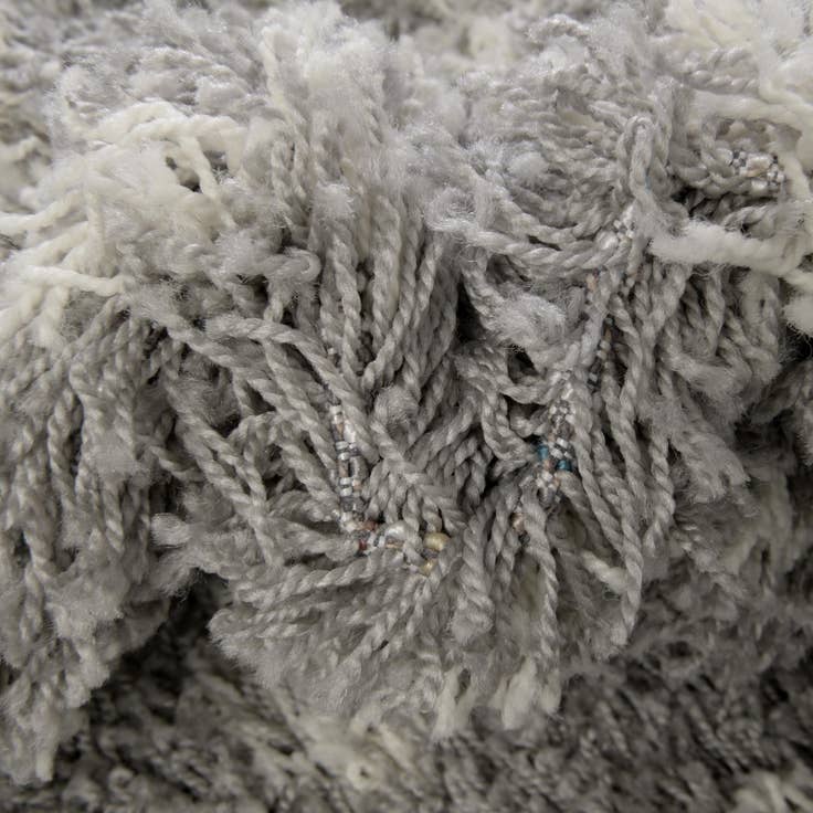 Detail image of 7' 10 x 10' Moroccan Trellis Shag Rug