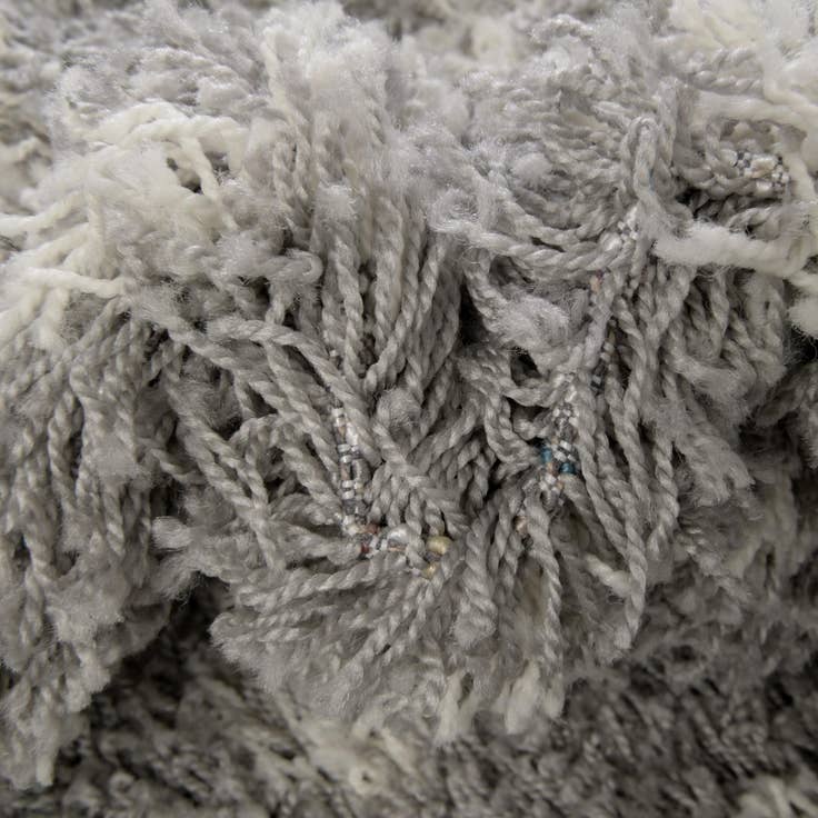 Detail image of 9' x 12' Moroccan Trellis Shag Rug