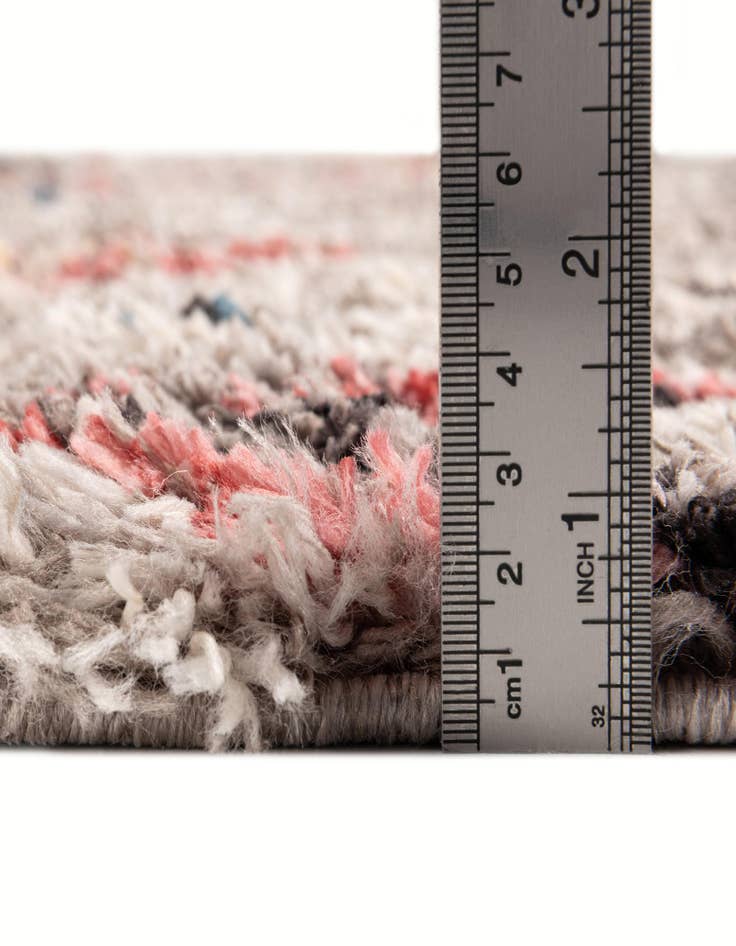 Detail image of 5' x 7' Morocco Rug