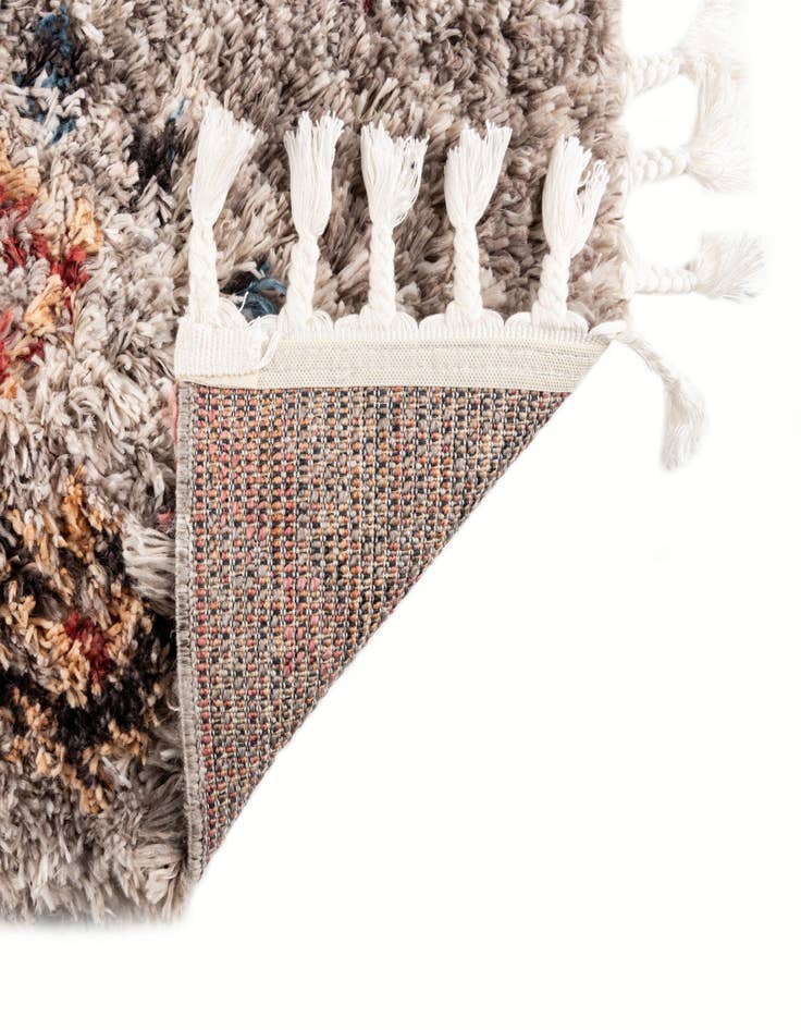 Detail image of 5' x 7' Morocco Rug