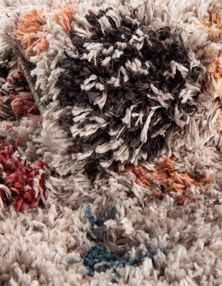 Detail image of 2' 6 x 4' Morocco Rug