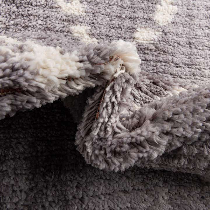 6' 7 x 9' 10 Morocco Rug