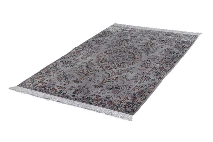 4' x 6' 2 Nain Rug