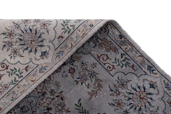 4' x 6' 2 Nain Rug