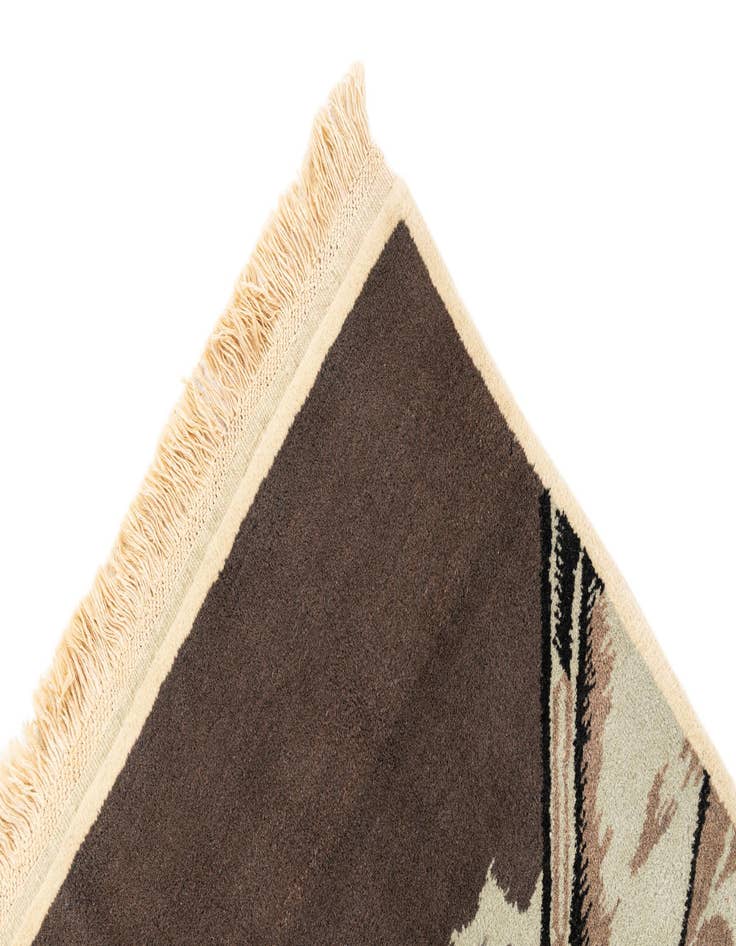 Detail image of 4' 6 x 6' 6 Neda Wool Rug