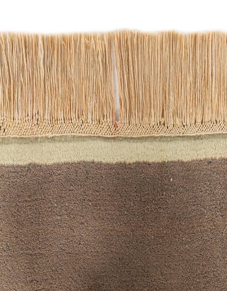 Detail image of 4' 6 x 6' 6 Neda Wool Rug