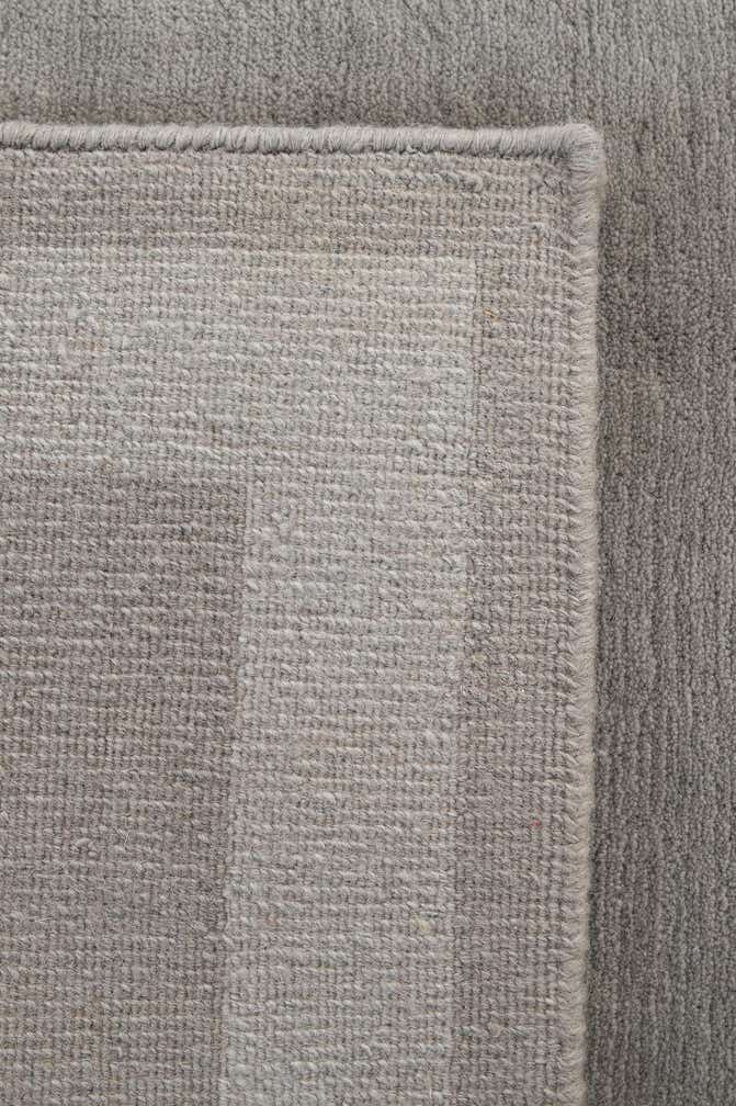 4' 8 x 6' 7 Hand Knotted Nepal Wool Rug