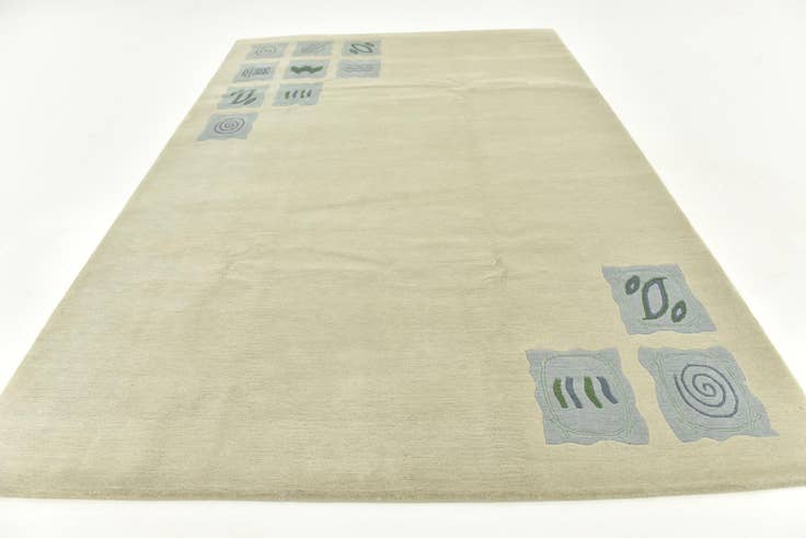 Detail image of 6' 8 x 10' Hand Knotted Nepal Wool Rug
