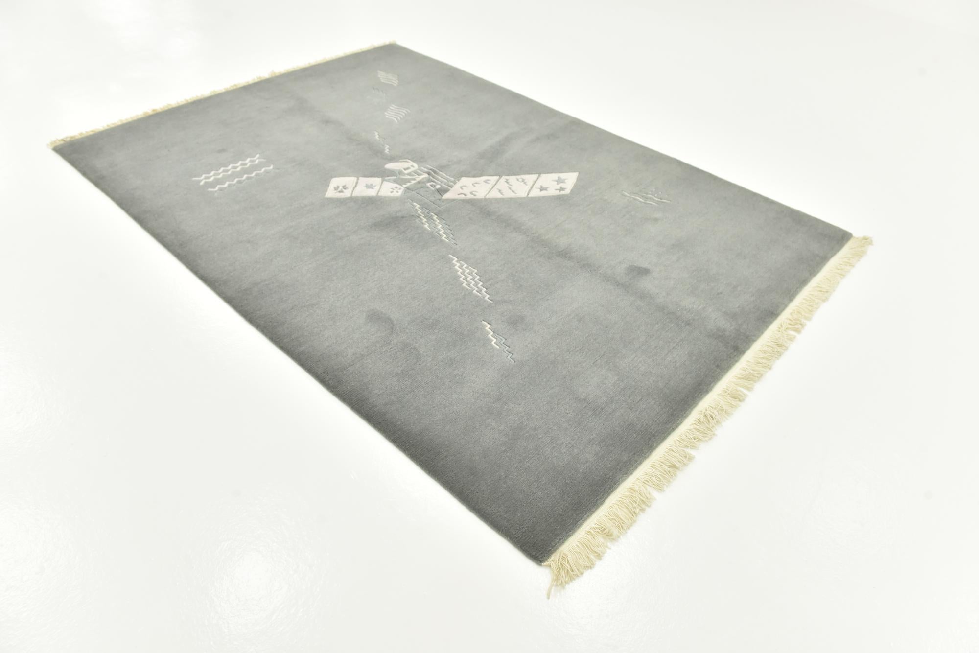 5' 6 x 7' 10 Hand Knotted Nepal Wool Rug