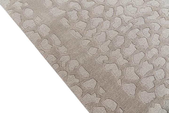 5' 8 x 7' 9 Hand Knotted Nepal Wool Rug