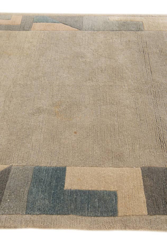 Detail image of 4' x 6' 3 Hand Knotted Nepal Wool Rug