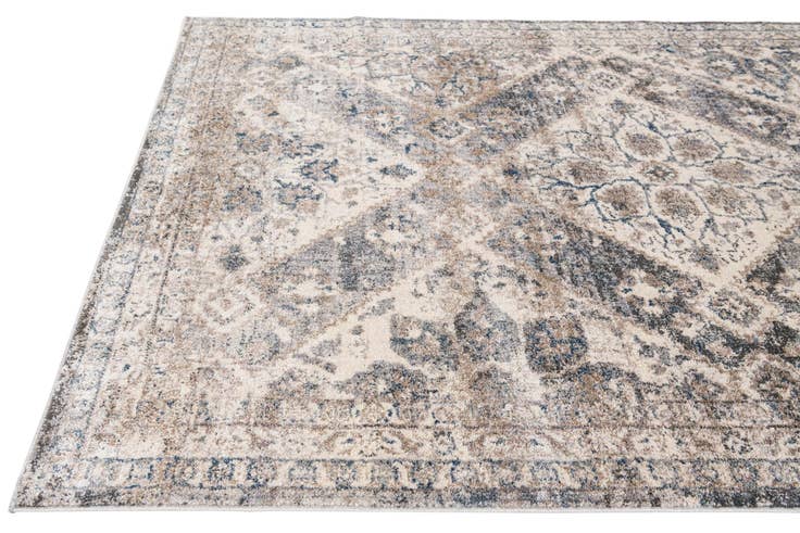 Detail image of 5' x 7' 10 Newport Rug