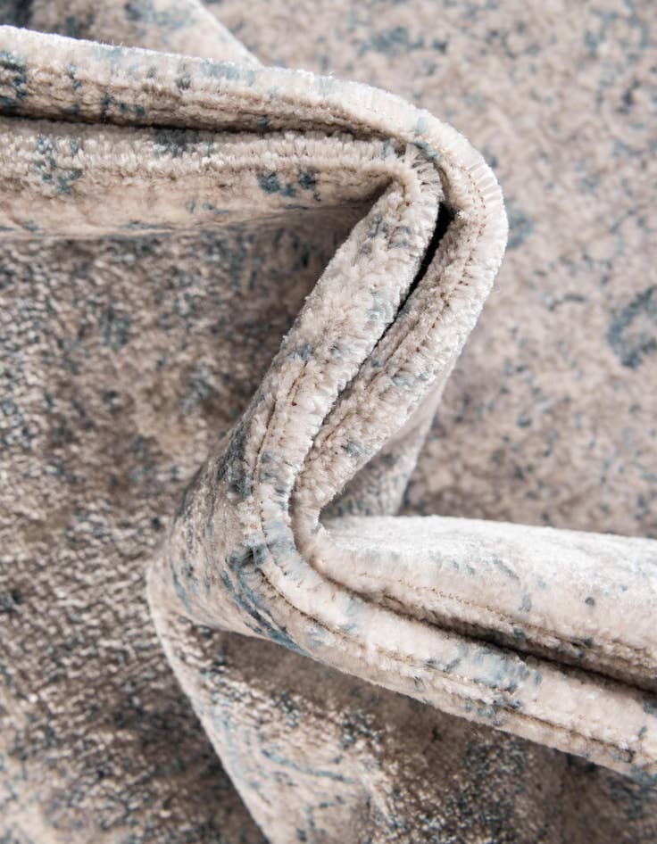 Detail image of 8' x 10' Noble Rug