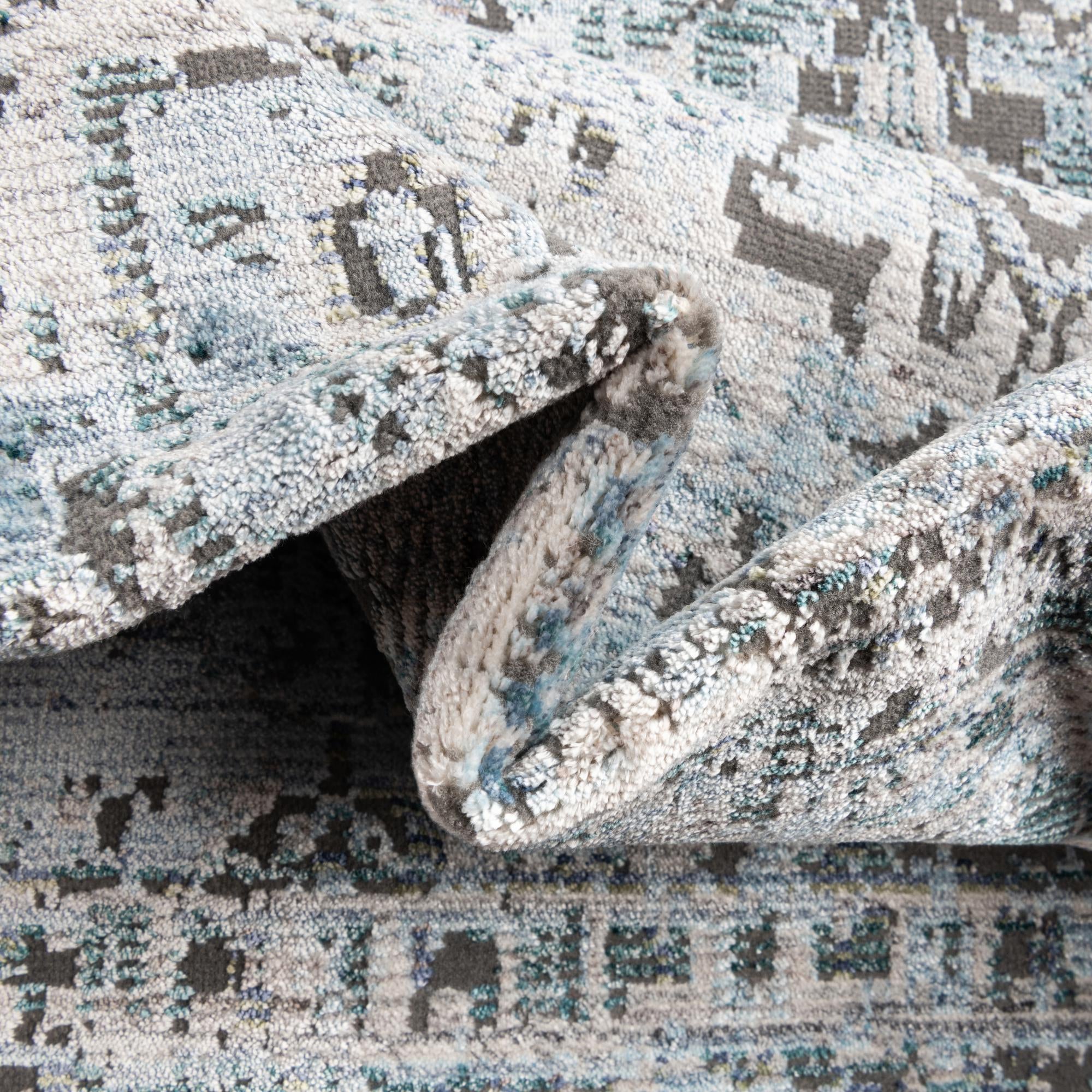 5' x 8' 2 Noble Rug