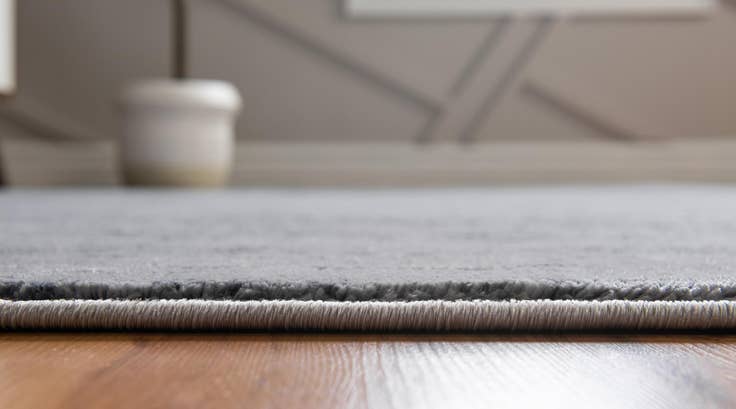Detail image of 5' x 8' Oasis Rug