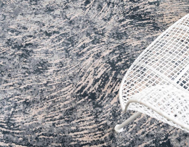 Detail image of 8' x 10' Oasis Rug