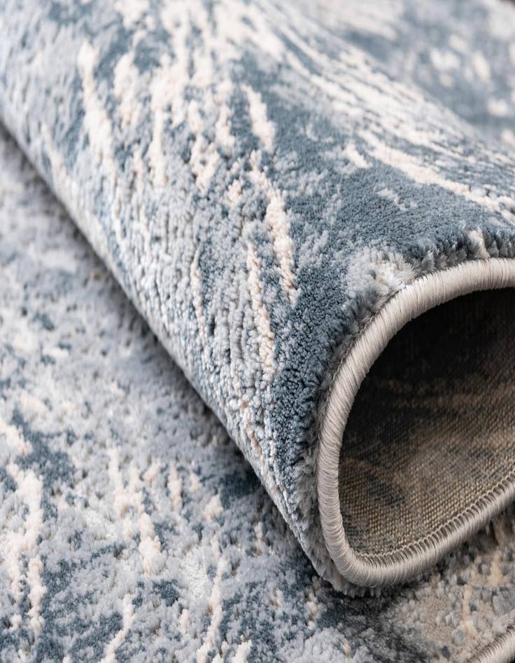 Detail image of 4' x 6' Oasis Rug