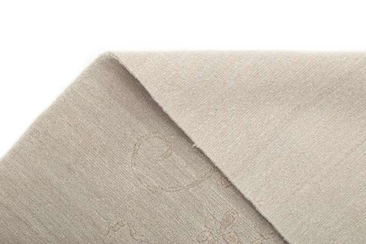 7' 7 x 10' 4 Odegard Rug