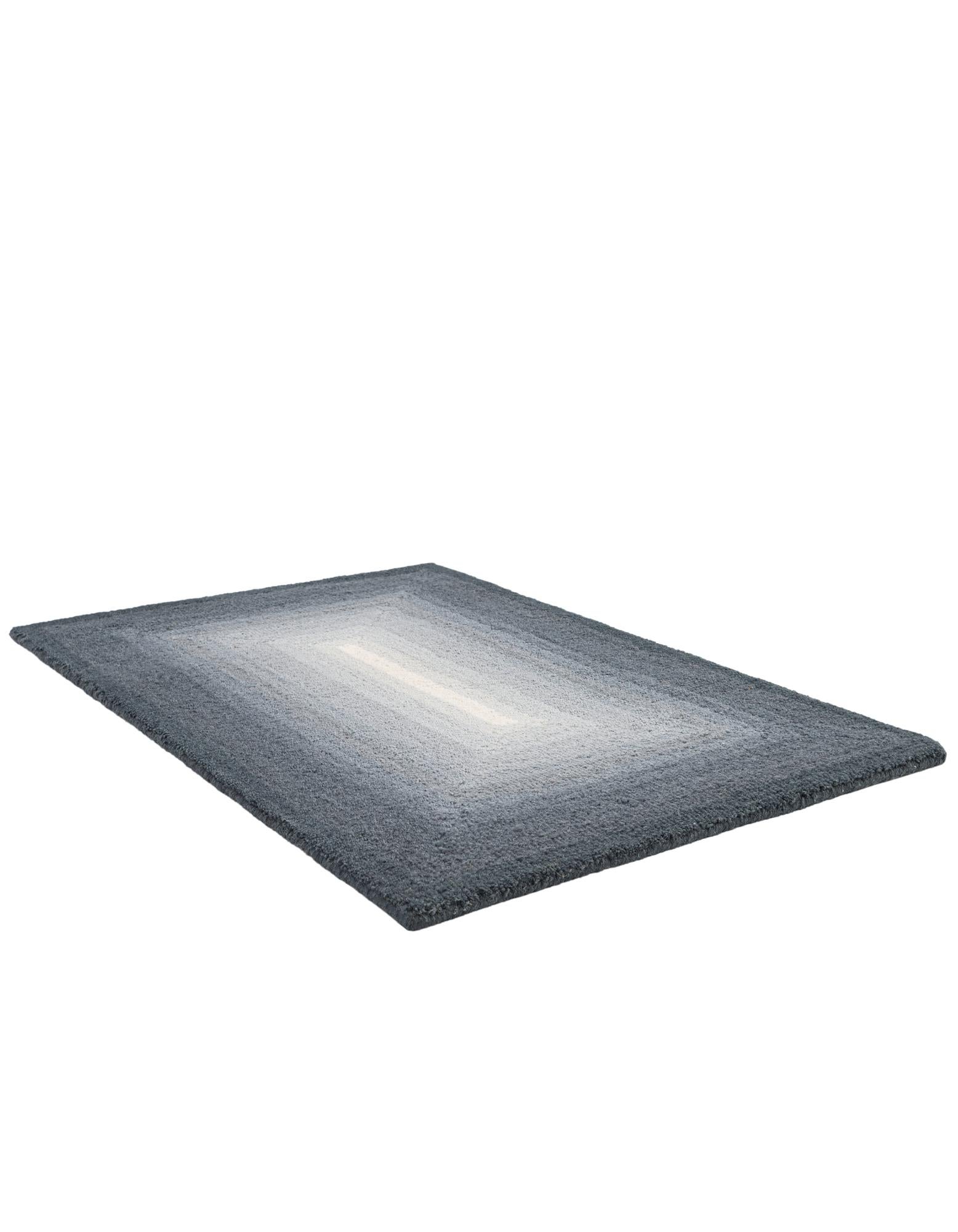 2' x 3' 1 Ombre Wool Rug