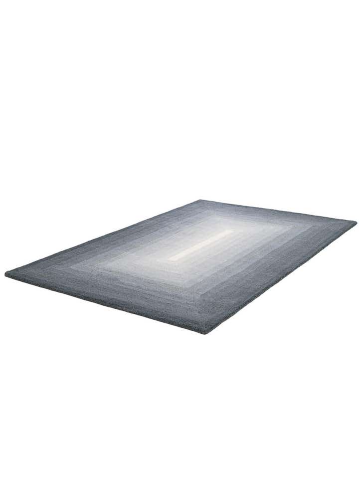 4' 1 x 6' 1 Ombre Wool Rug