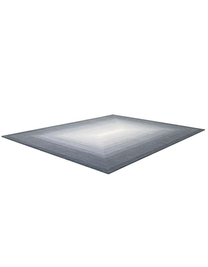 7' 10 x 10' Ombre Wool Rug