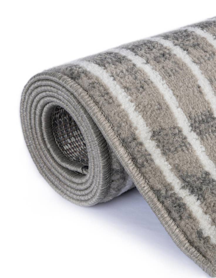 Detail image of 10' x 14' Oslo Rug