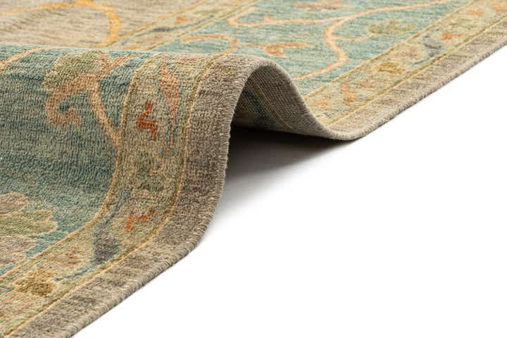 9' 1 x 11' 9 Hand Knotted Oushak Rug