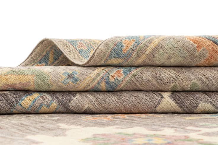 Detail image of 8' x 9' 7 Hand Knotted Oushak Rug