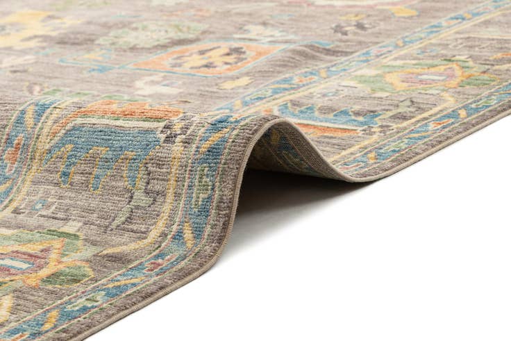 Detail image of 8' x 9' 7 Hand Knotted Oushak Rug