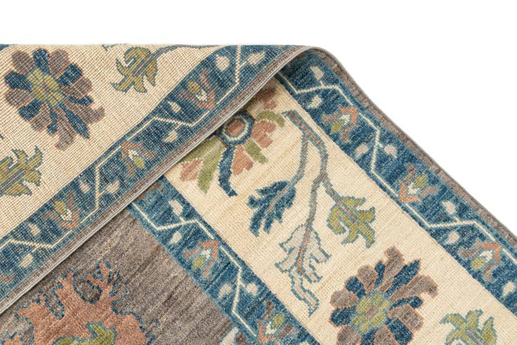 Detail image of 8' 2 x 9' 11 Hand Knotted Oushak Rug