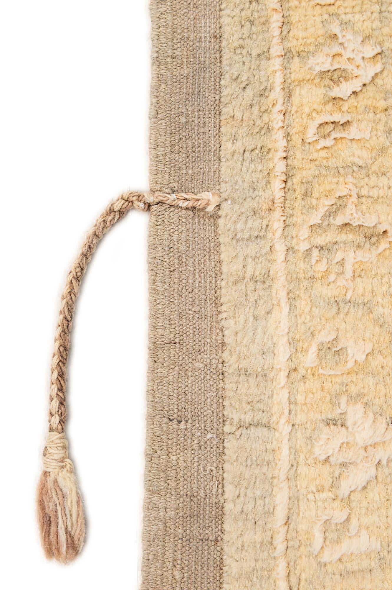 5' 11 x 7' 10 Hand Knotted Oushak Wool Rug