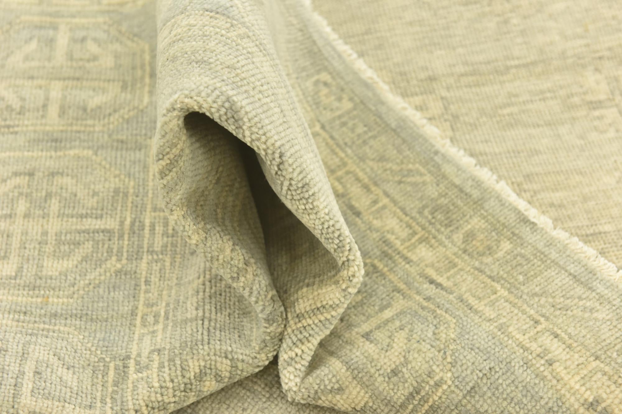 8' x 9' 10 Hand Knotted Oushak Wool Rug