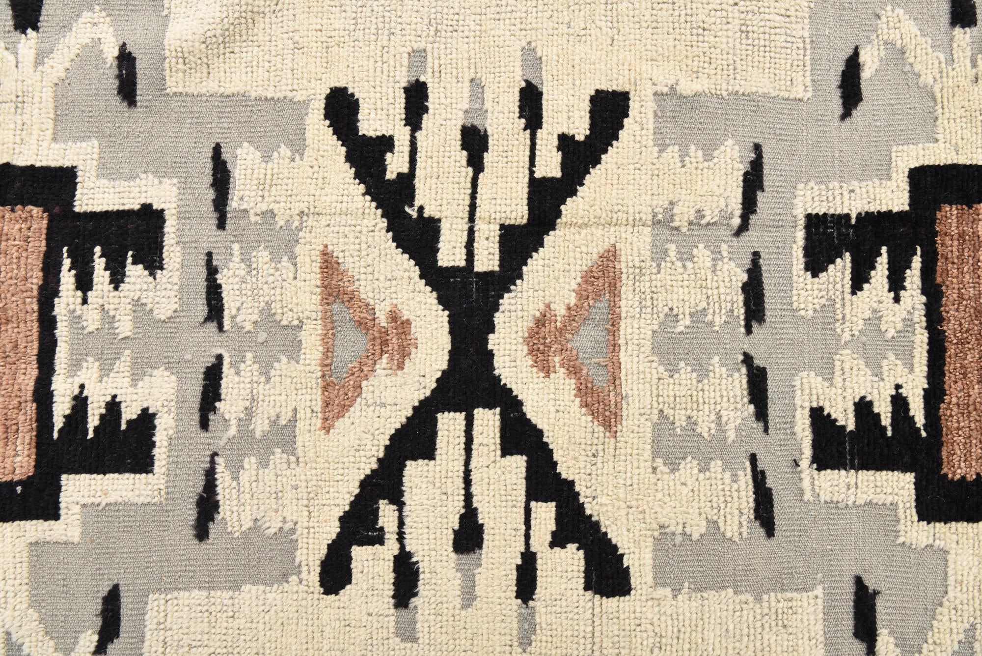 8' 2 x 10' 7 Hand Knotted Oushak Wool Rug