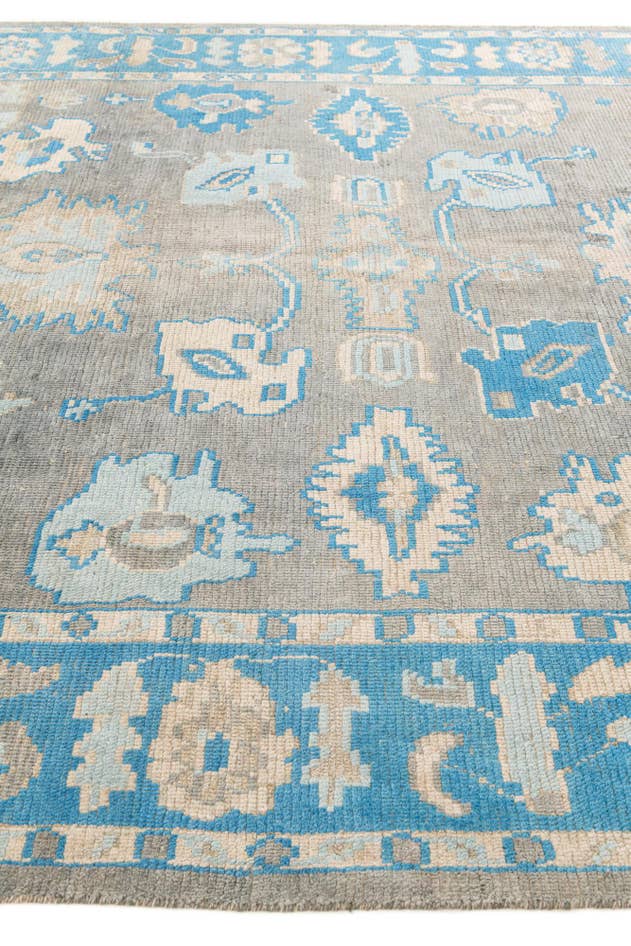 Detail image of 8' 3 x 9' 10 Hand Knotted Oushak Wool Rug