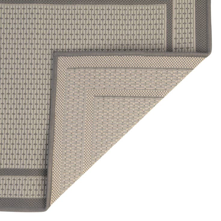 Detail image of 4' x 6' Easy-Clean Border Indoor / Outdoor Rug