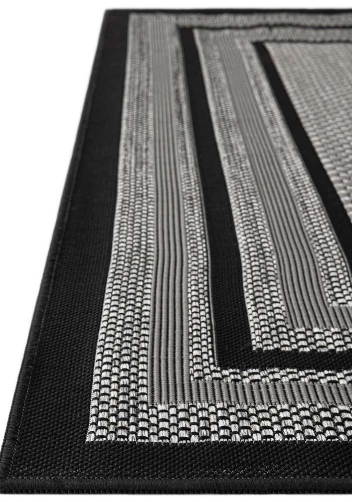 3' 3 x 5' Easy-Clean Border Indoor / Outdoor Rug