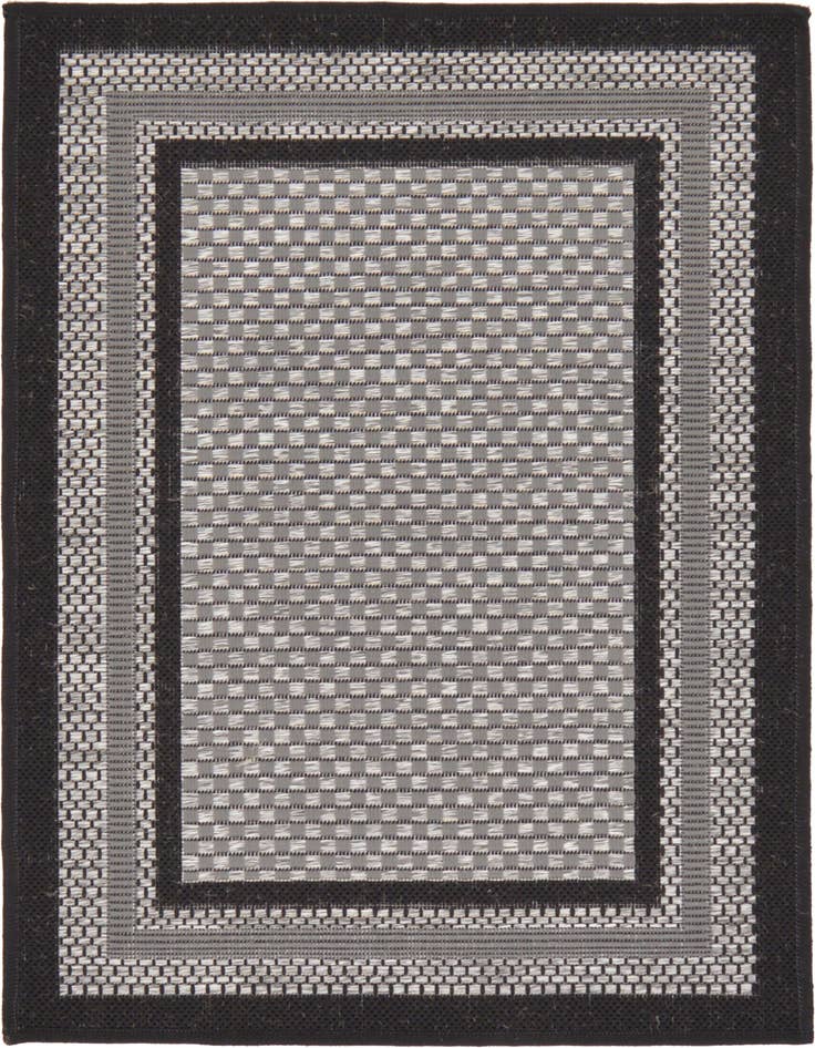 Detail image of 2' 2 x 3' Easy-Clean Border Indoor / Outdoor Rug