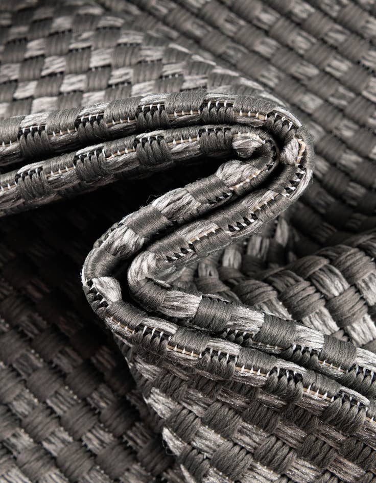 Detail image of 3' 3 x 5'  Washable Border Indoor / Outdoor Rug