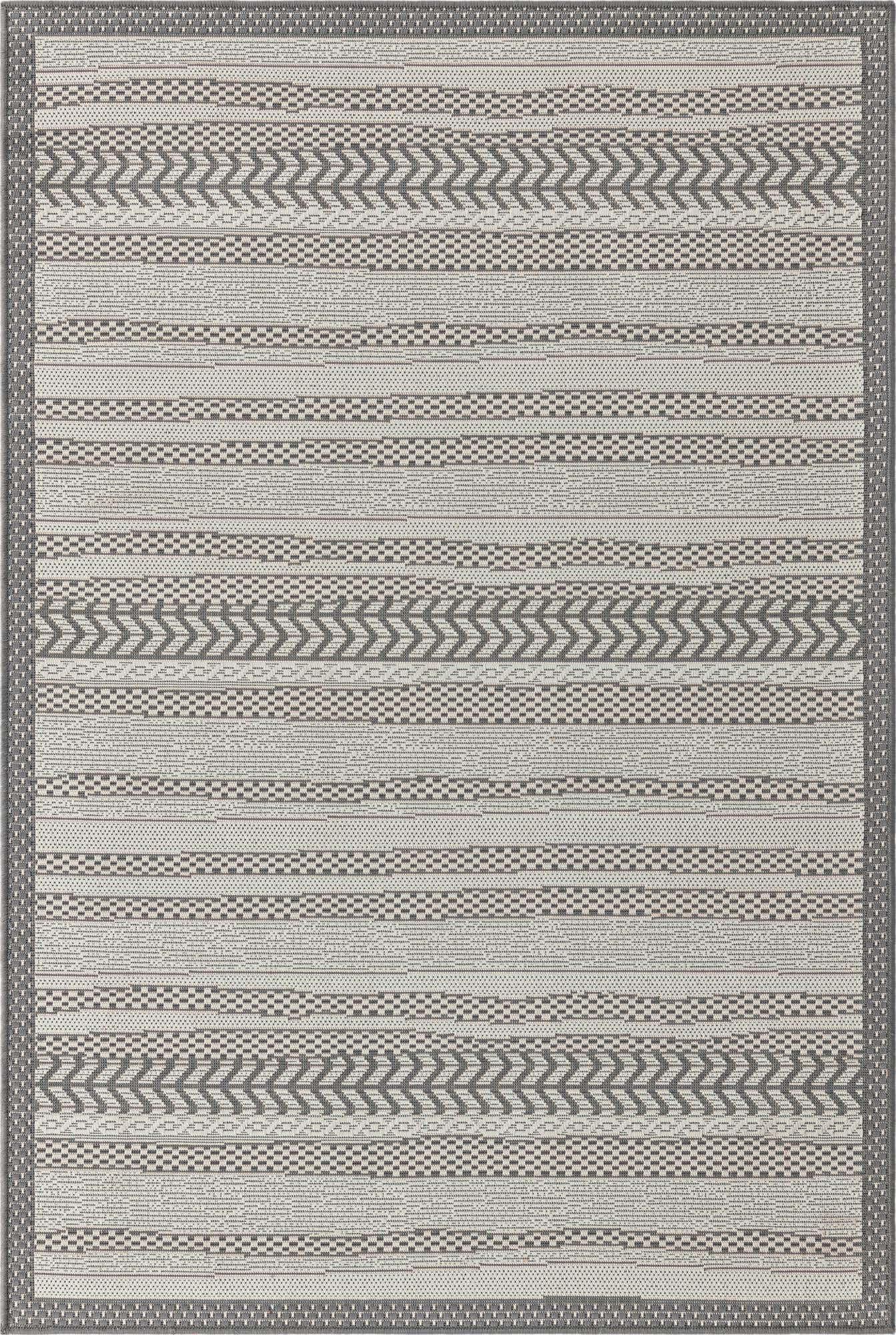 4' x 6' Easy-Clean Border Indoor / Outdoor Rug