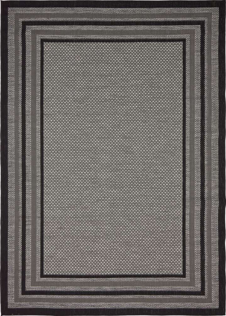 6' x 9' Easy-Clean Border Indoor / Outdoor Rug
